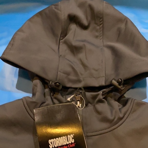 ❤️❤️❤️ HOST PICK!!! Large Hooded Jacket - Picture 5 of 11